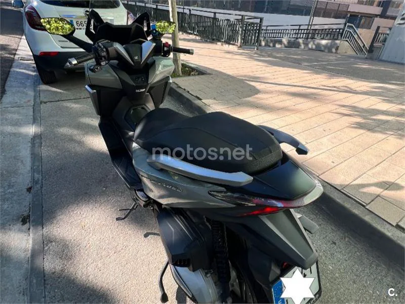 Honda Forza 350 - Vista 7