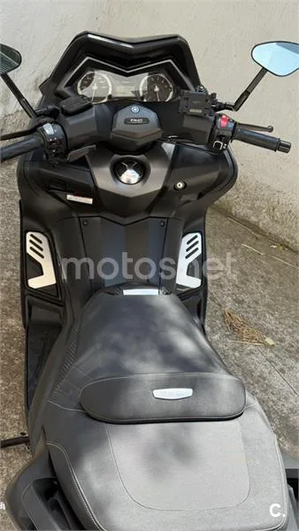 Yamaha TMAX 530 - Vista 5