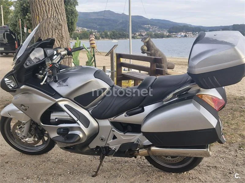 Honda ST1300 Pan-European 6200 € 2004 Pontevedra - 2