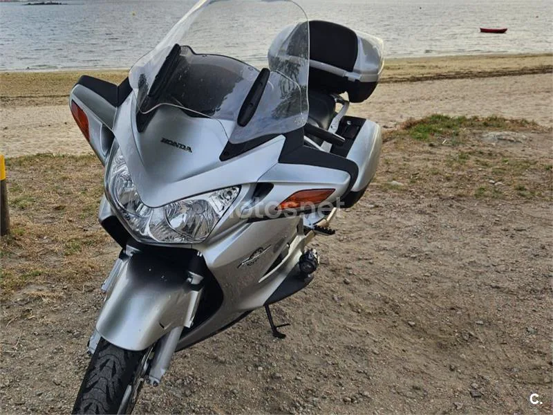 Honda ST1300 Pan-European - Vista 3