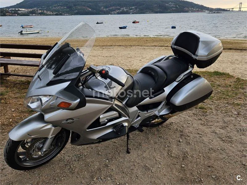 Honda ST1300 Pan-European - Vista 4