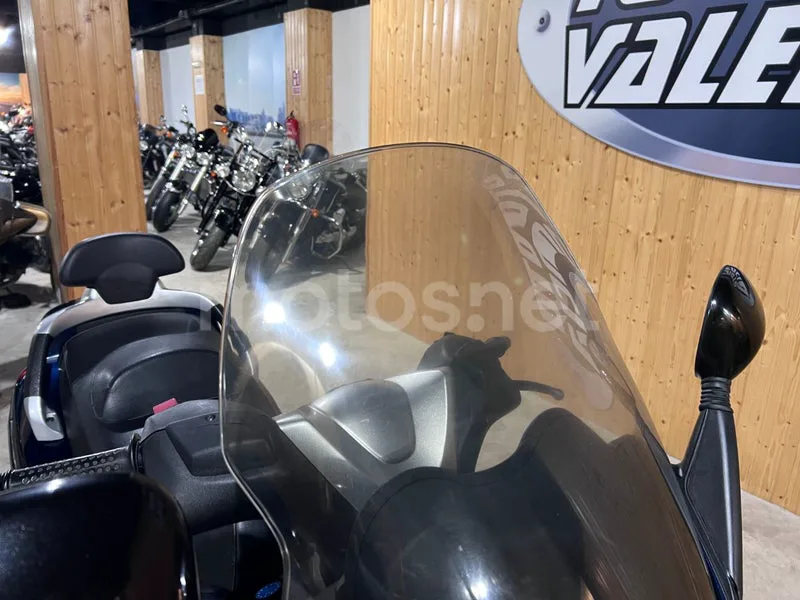 Piaggio XEvo 125 - Vista 11