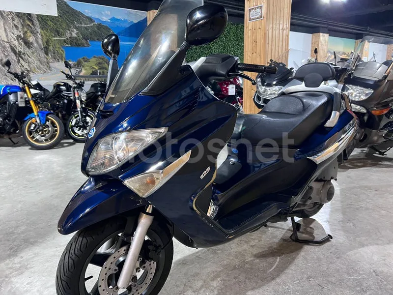 Piaggio XEvo 125 - Vista 5