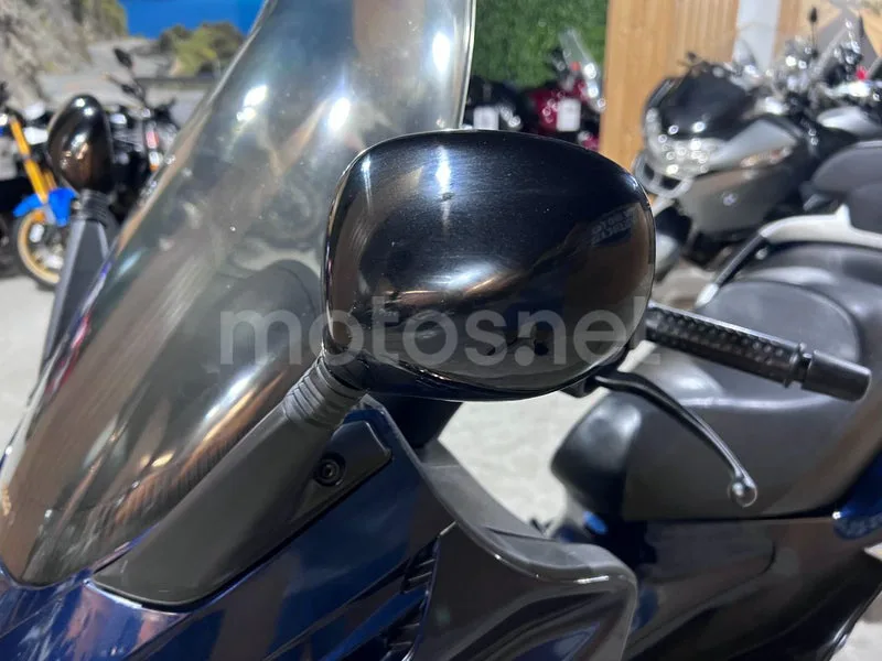 Piaggio XEvo 125 - Vista 48