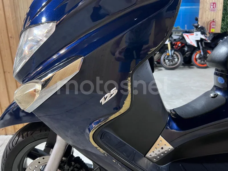 Piaggio XEvo 125 - Vista 53