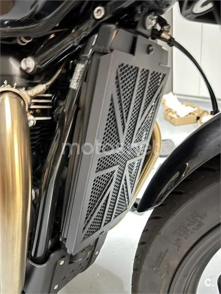 Triumph Speed Twin 900 - Vista 12