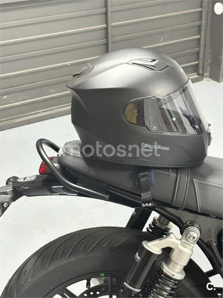 Triumph Speed Twin 900 - Vista 13