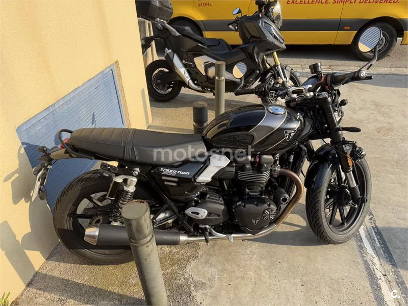 Triumph Speed Twin 900 - Vista 3