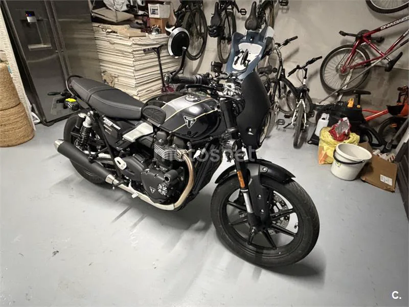 Triumph Speed Twin 900 - Vista 8