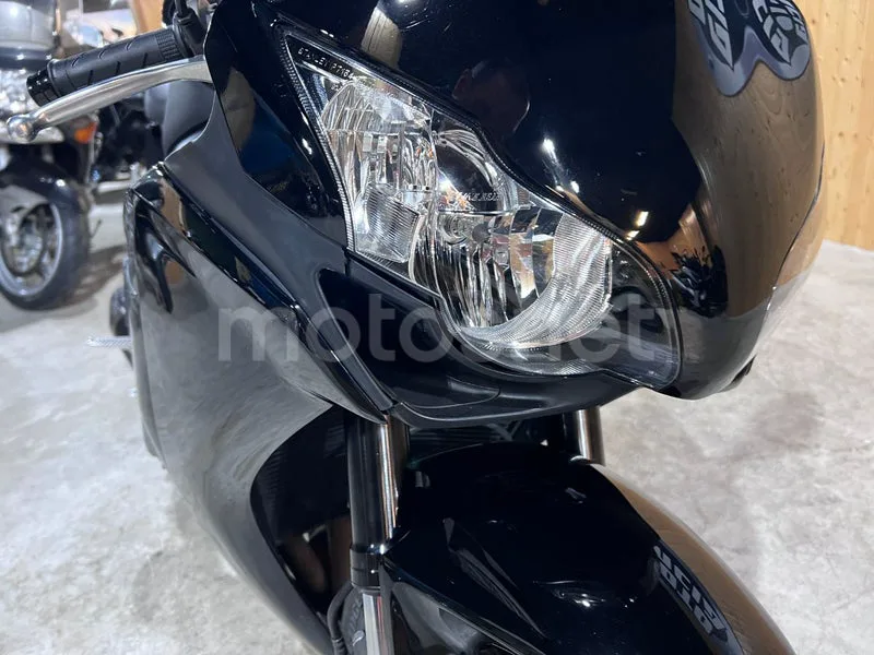 Honda CBR1000RR Fireblade - Vista 13
