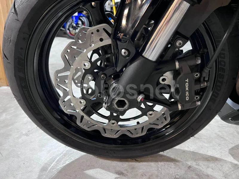 Honda CBR1000RR Fireblade - Vista 42