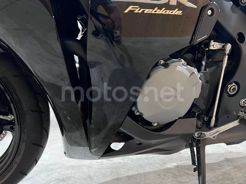 Honda CBR1000RR Fireblade - Vista 46