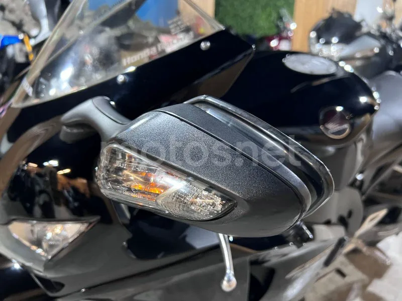 Honda CBR1000RR Fireblade - Vista 49
