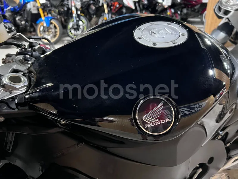Honda CBR1000RR Fireblade - Vista 52