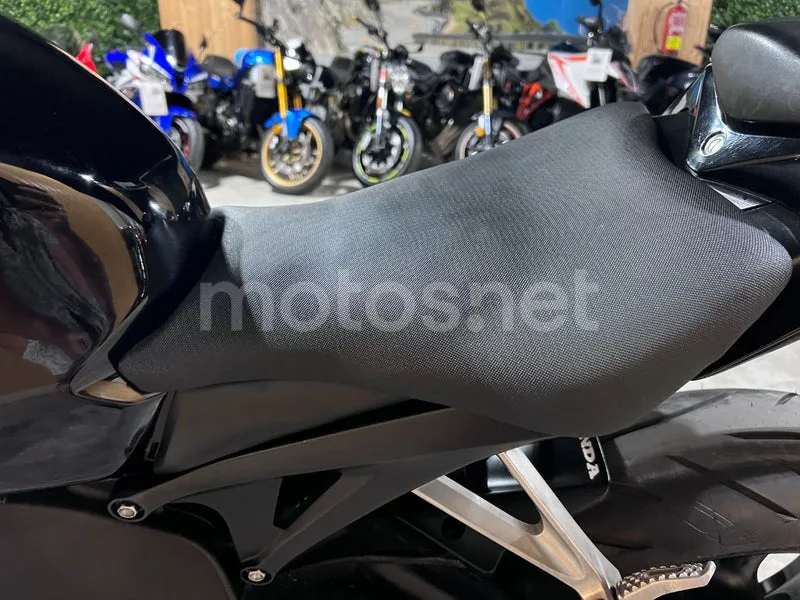 Honda CBR1000RR Fireblade - Vista 59