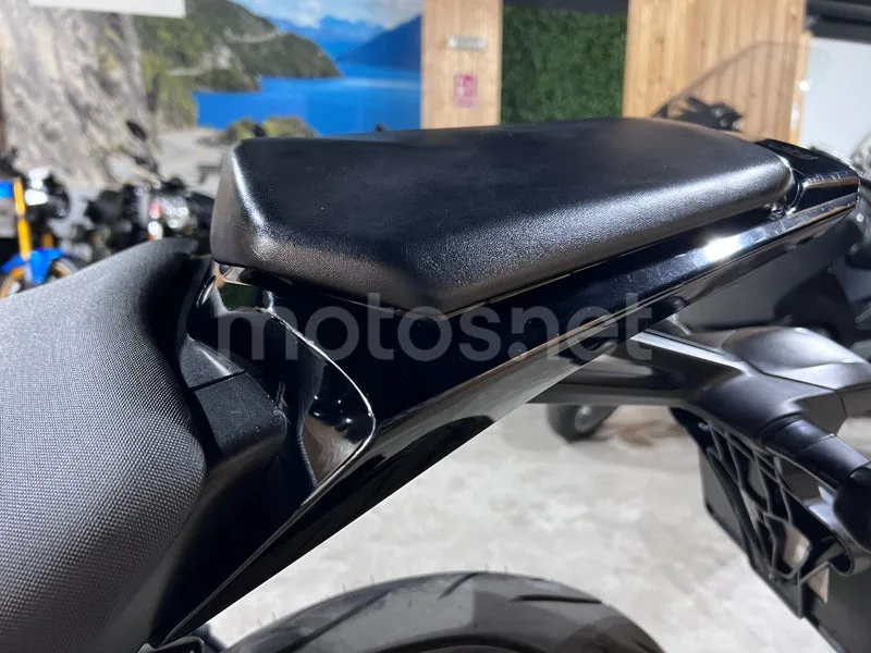 Honda CBR1000RR Fireblade - Vista 61