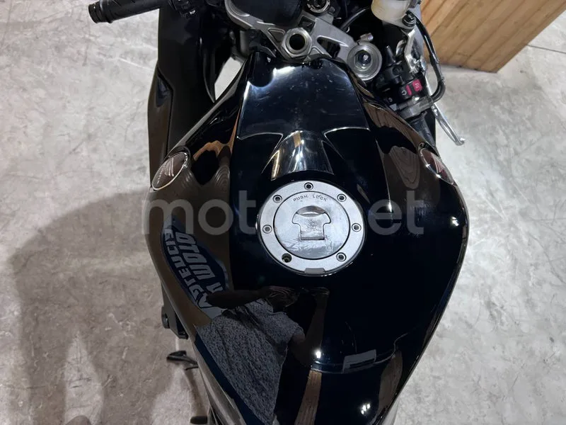 Honda CBR1000RR Fireblade - Vista 65