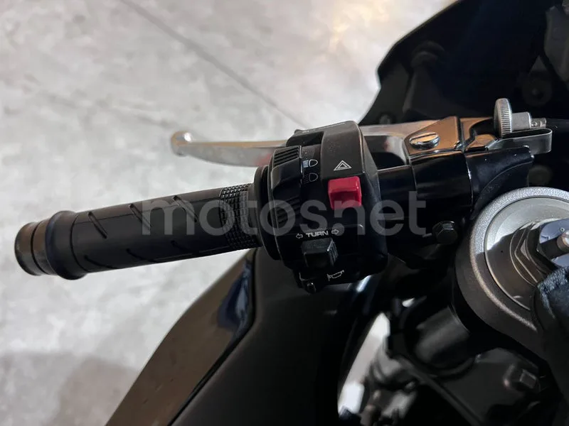 Honda CBR1000RR Fireblade - Vista 67