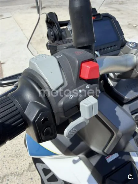 Keeway Vieste 300 XDV - Vista 5