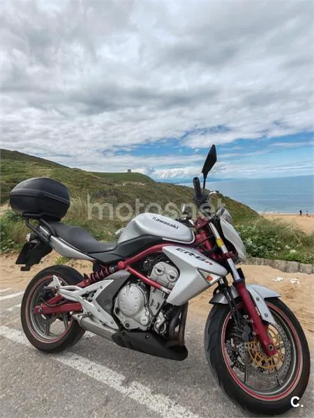Kawasaki ER-6n - Vista 9