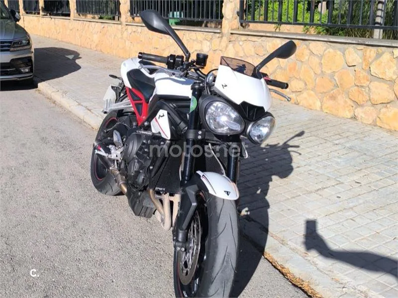 Triumph Street Triple 5950 € 2018 Madrid - 2
