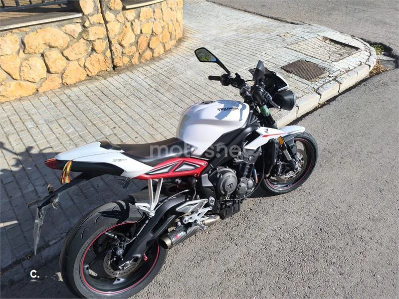 Triumph Street Triple - Vista 5