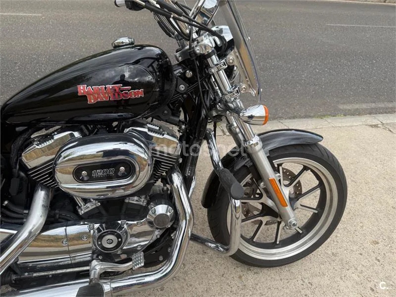 Harley-Davidson SuperLow - Vista 3