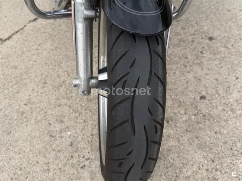 Harley-Davidson SuperLow - Vista 8