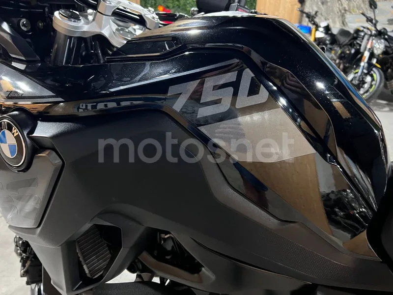 BMW F 750 GS - Vista 57