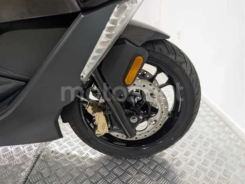 BMW C 400 GT - Vista 23