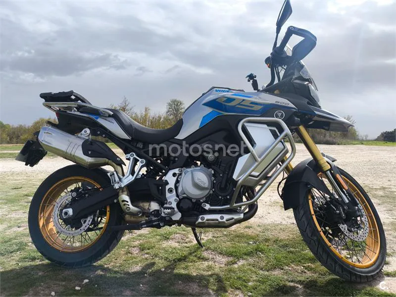 Voge 900DSX - Vista 10