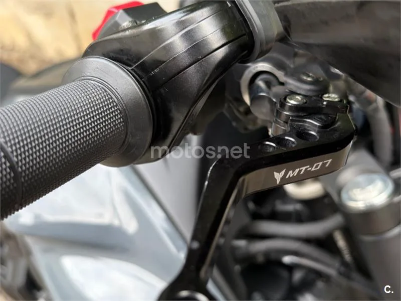 Yamaha MT-07 - Vista 5