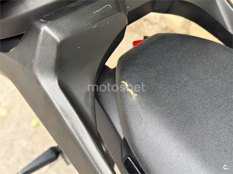 Yamaha MT-07 - Vista 8