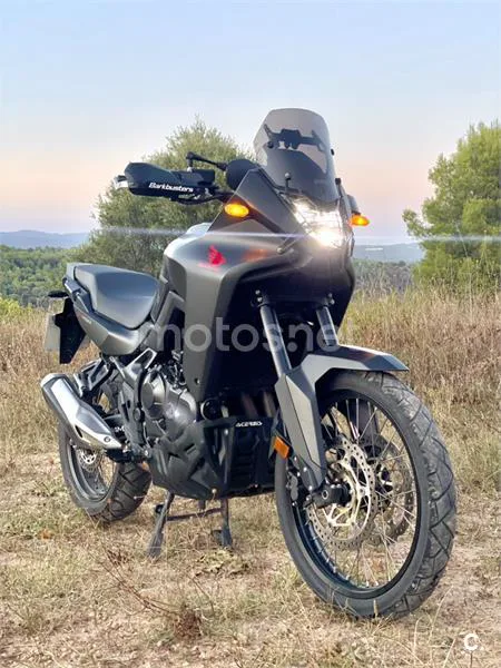 Honda XL750 Transalp - Vista 6