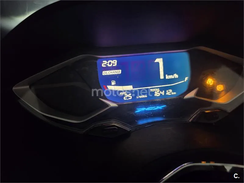 Honda PCX125 - Vista 10
