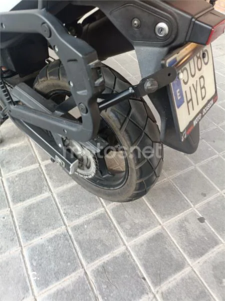 Suzuki V-Strom 650 - Vista 4