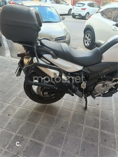 Suzuki V-Strom 650 - Vista 8
