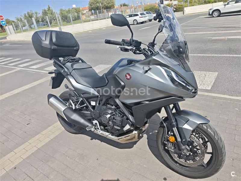 Honda NT1100 - Vista 6