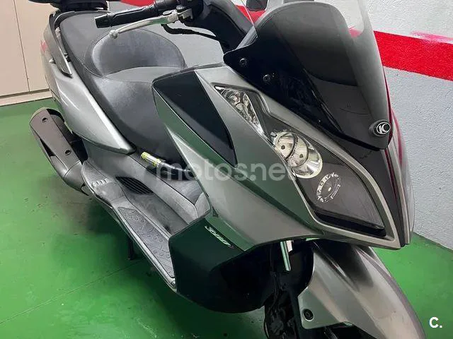 Kymco Super Dink 300 - Vista 3