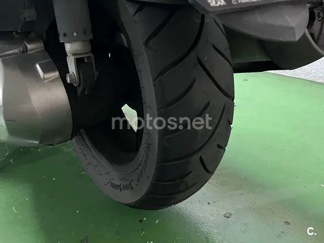 Kymco Super Dink 300 - Vista 9