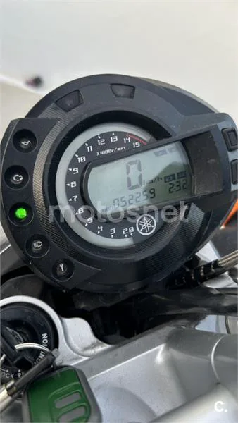 Yamaha FZ6 - Vista 7
