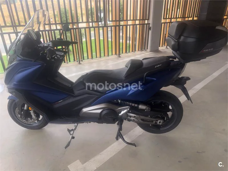 Kymco AK 550 - Vista 5