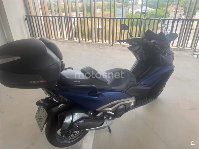 Kymco AK 550 - Vista 6