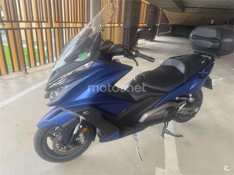 Kymco AK 550 - Vista 8