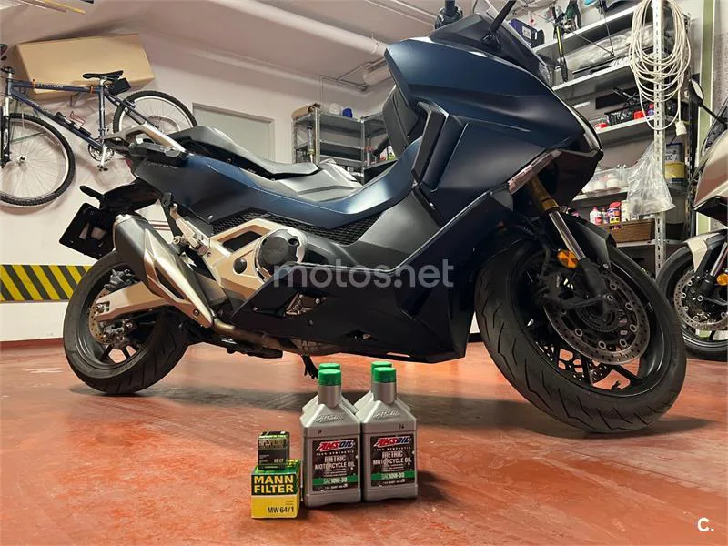 Honda Forza 750 - Vista 4