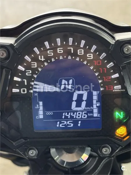 Kawasaki Z650 - Vista 3
