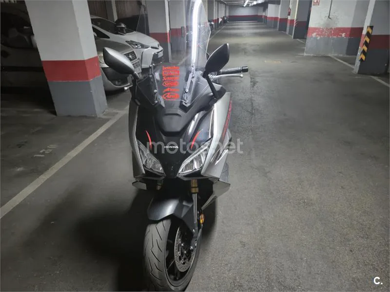 Honda Forza 750 - Vista 4