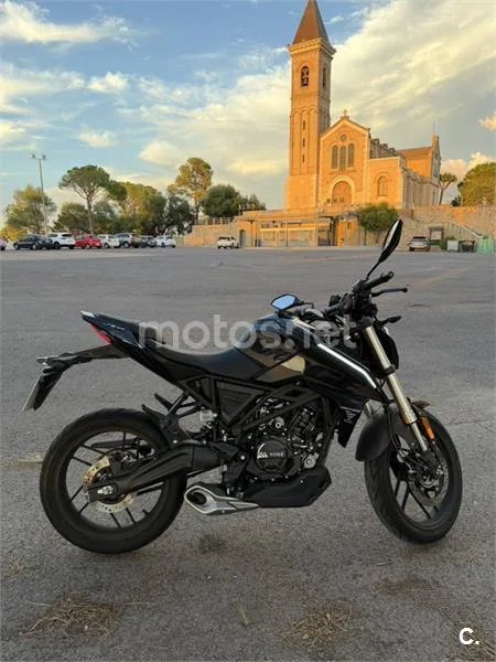 Voge 125R - Vista 7
