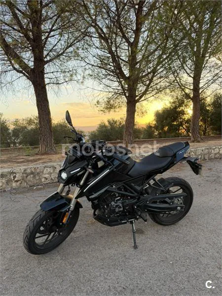 Voge 125R - Vista 8