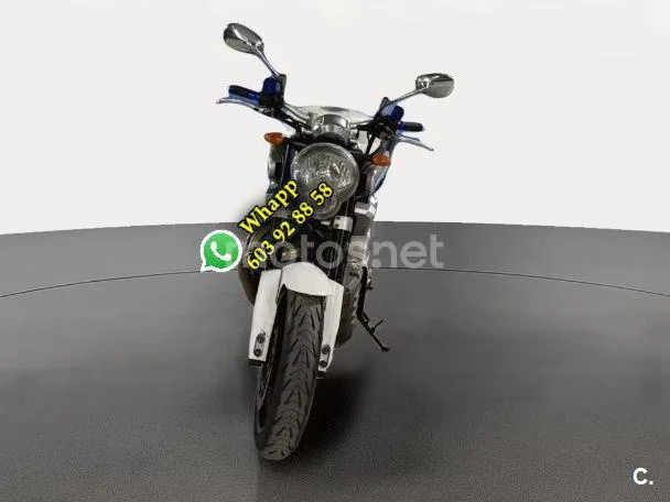 Yamaha MT-01 - Vista 5